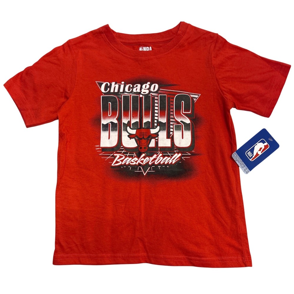 NEW Chicago Bulls Boys Red Graphic T Shirt NBA Basketball Size 4/5